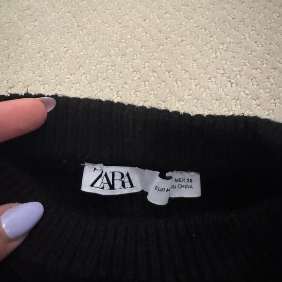 Zara Black Ribbed Sweater - Picture 2 of 2